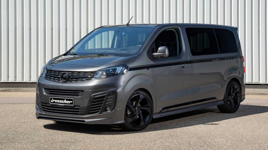  Opel Zafira Life is 3 Black Phantom by Irmscher 2020 года  (фото 1 из 41)